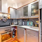 GuestReady - Modern Oasis near the Panthéon